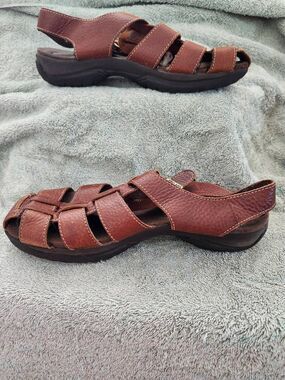 Baretraps brown leather fisherman sandals, an older or vintage model like the "L